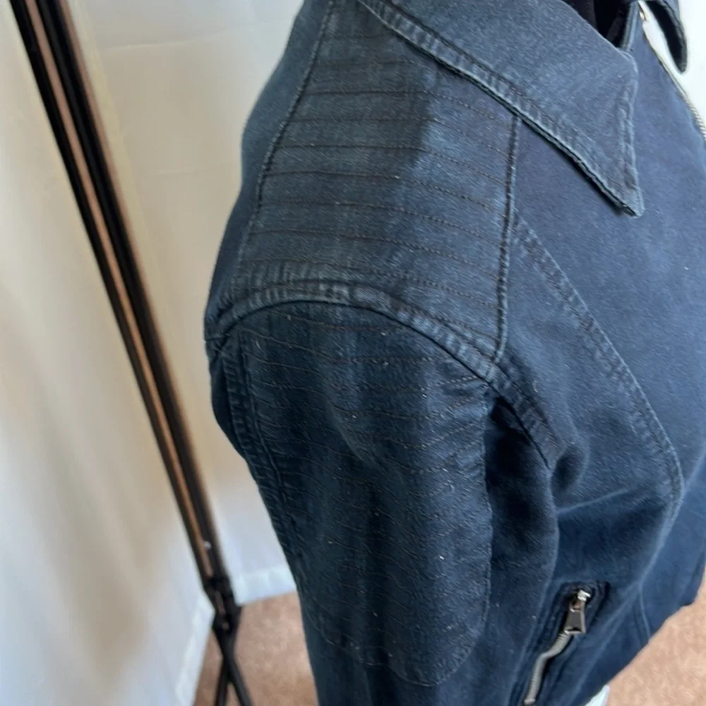 HUDSON Jeans Black Denim Moto Asymmetric Zip Crop Jacket (girls XL/women’s XS)